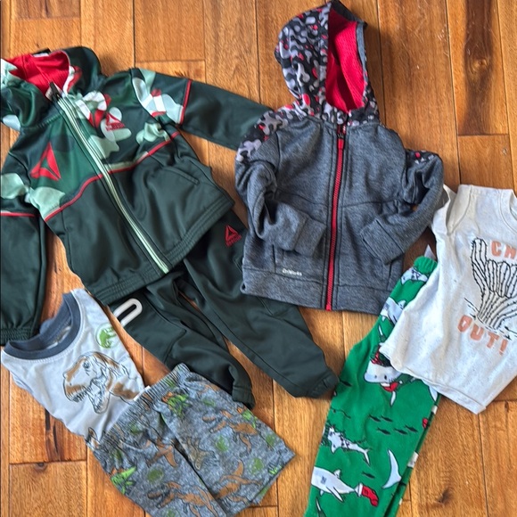 Huge 2T lot with Reebok Kids' Green and Gray Hoodie Set - Picture 1 of 14